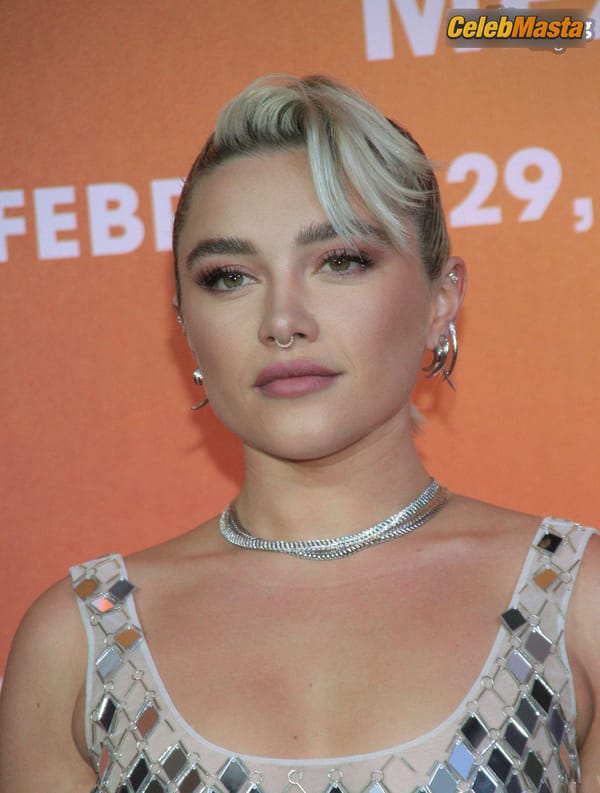 Florence Pugh Stuns In Glamorous Outfit At Dune: Part Two Bash Premiere In Mexico City photo 27