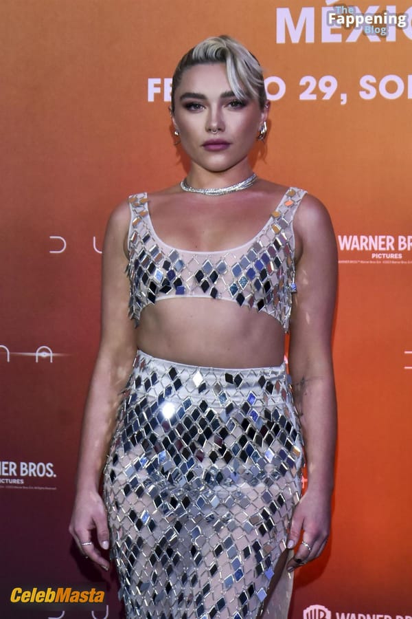 Florence Pugh Stuns In Glamorous Outfit At Dune: Part Two Bash Premiere In Mexico City photo 28