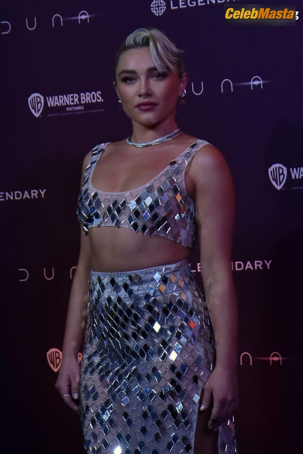 Florence Pugh Stuns In Glamorous Outfit At Dune: Part Two Bash Premiere In Mexico City photo 41