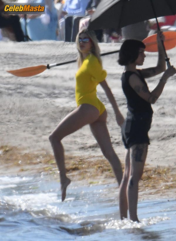 Hailey Baldwin Bieber poses during a photoshoot on the beach in Miami photo 12