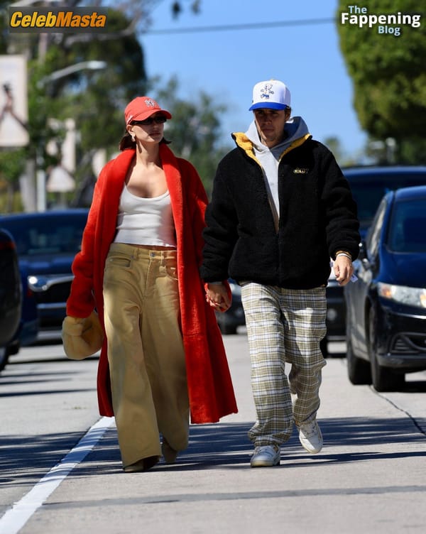Hailey Baldwin Seen with Justin Bieber Holding Hands and Sharing a Hot Kiss as They Exit the Great White in West Hollywood photo 4