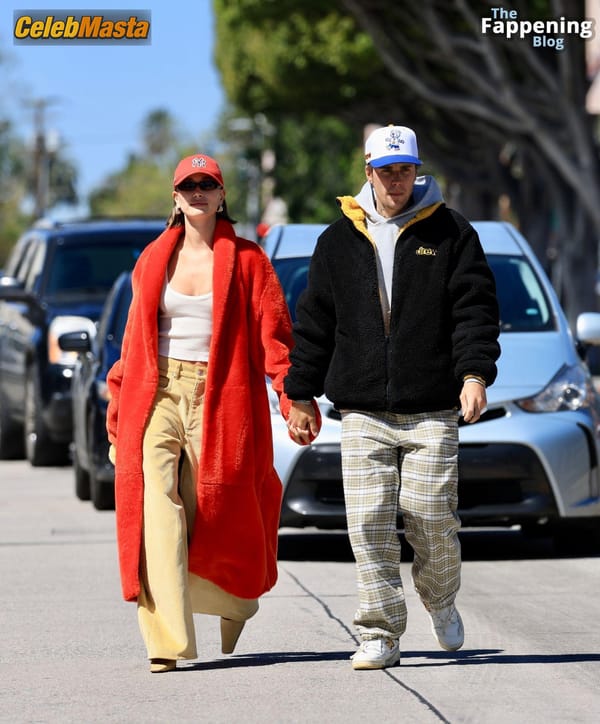 Hailey Baldwin Seen with Justin Bieber Holding Hands and Sharing a Hot Kiss as They Exit the Great White in West Hollywood photo 6