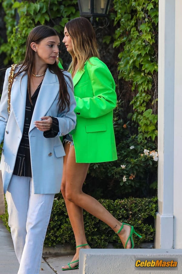 Hailey Baldwin Displays Her Hot Legs In Short Shorts in Beverly Hills photo 45