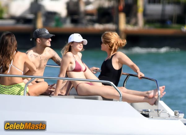 Gigi Hadid On Yacht With Brother Anwar Hadid And Some Friends in Miami photo 13