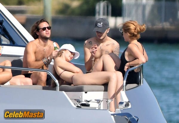 Gigi Hadid On Yacht With Brother Anwar Hadid And Some Friends in Miami photo 27