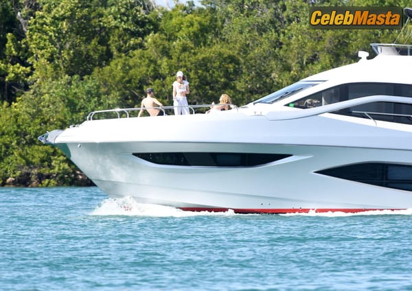 Gigi Hadid On Yacht With Brother Anwar Hadid And Some Friends in Miami photo 54
