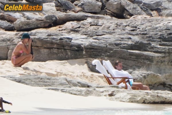 Hailey Baldwin Having A Romantic Getaway in Turks Caicos photo 23