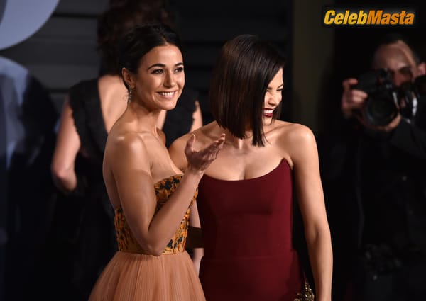 Emmanuelle Chriqui at the 2018 Vanity Fair Oscar Party in Beverly Hills photo 40