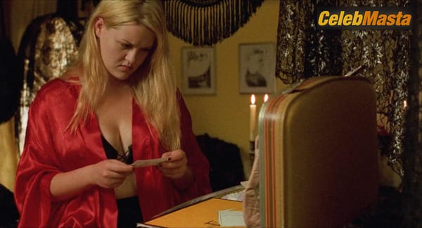 Photo Gallery: Sara Rue in Gypsy 83 photo 5