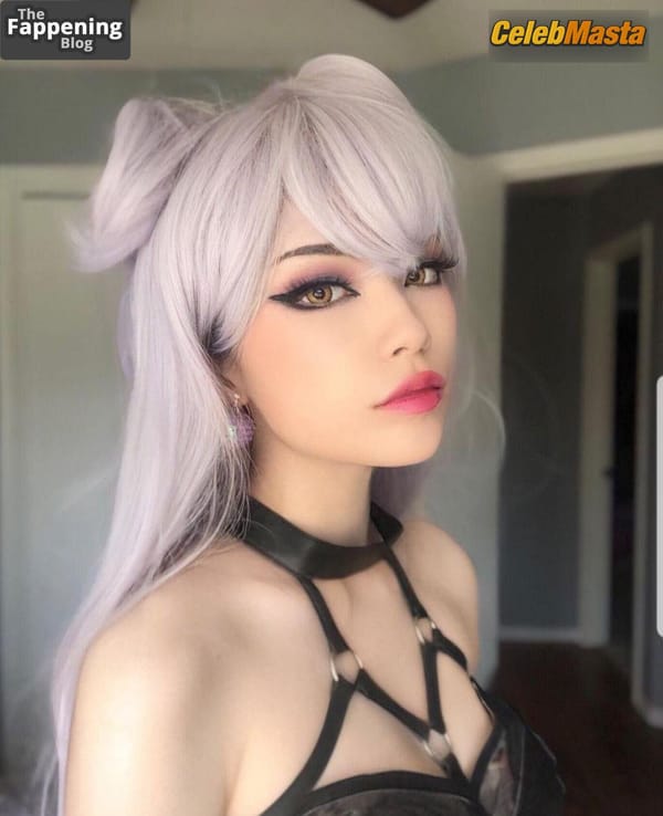 Emiru Pics: Cosplay Adventure photo 1