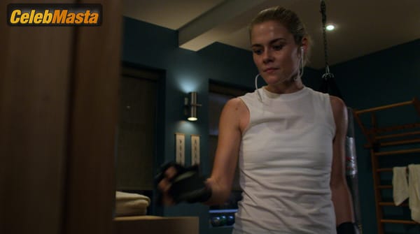 Rachael Taylor Photo Gallery from Jessica Jones (2015) photo 32