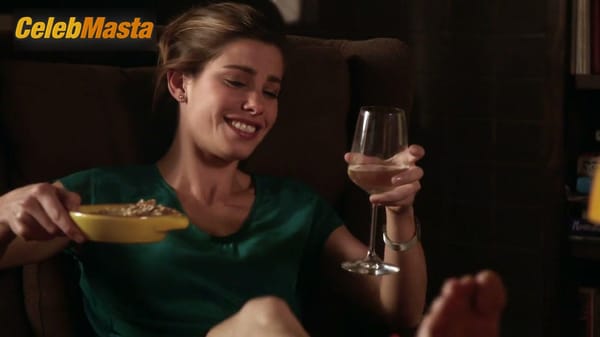 Brooke Satchwell Photo Gallery in Wonderland (2013) photo 2