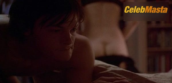 Photo Gallery: Elizabeth Perkins in I’m Losing You photo 8