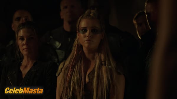 Eliza Taylor Photo Collection from The 100 photo 33