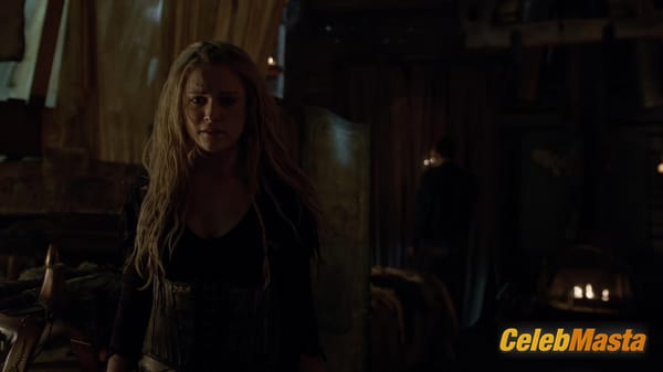 Eliza Taylor Photo Collection from The 100 photo 41
