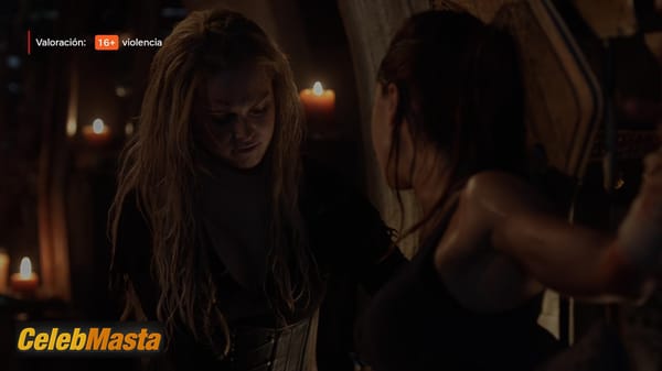 Eliza Taylor Photo Collection from The 100 photo 45