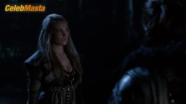 Eliza Taylor Photo Collection from The 100 photo 51