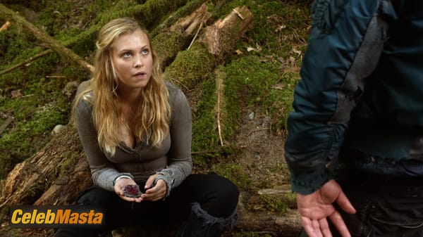 Eliza Taylor Photo Collection from The 100 photo 77