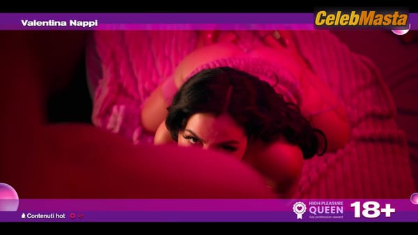Diana Del Bufalo Scene Photos Gallery from Still Fabulous photo 8