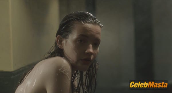 Talulah Riley Photo Set from St. Trinian’s photo 12