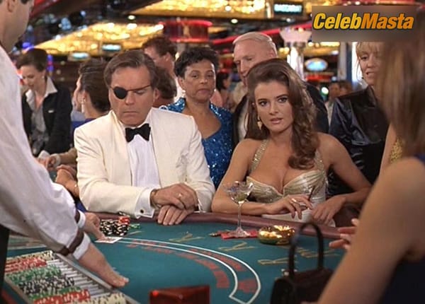 Fabiana Udenio Photo Set from Austin Powers International Man Of Mystery photo 6