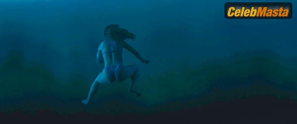 Amelie Hoeferle Photo Collection from Night Swim photo 15