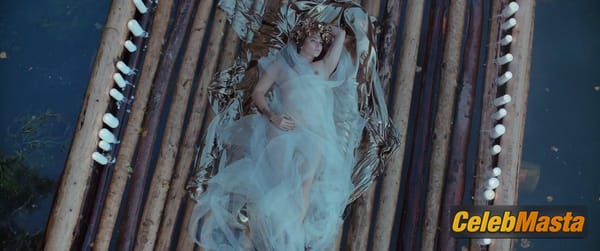 Photo Gallery: Yuliya Aug in Metamorfozis photo 1