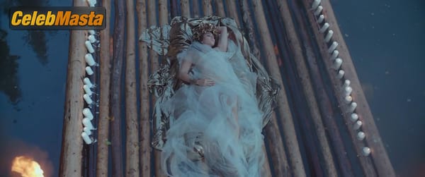 Photo Gallery: Yuliya Aug in Metamorfozis photo 4