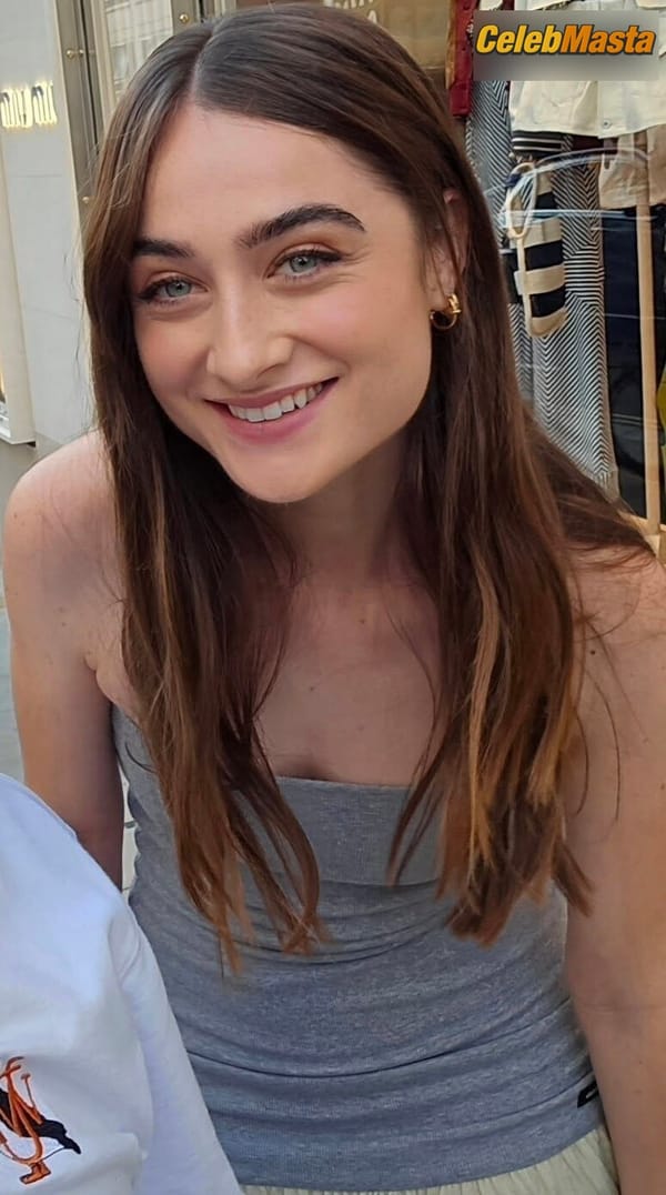 Raffey Cassidy Pics: In Instagram photo 5
