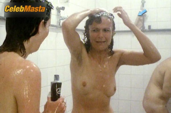 Julie Walters Photo Collection from She’ll Be Wearing Pink Pyjamas photo 1
