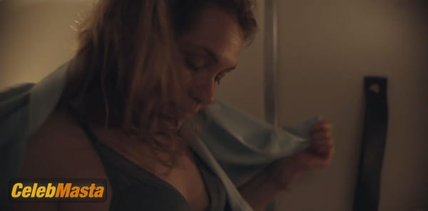 Merritt Wever Photo Gallery from Run (2020) photo 5