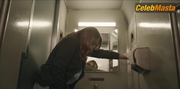 Merritt Wever Photo Gallery from Run (2020) photo 7