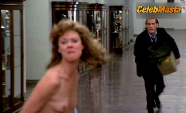 Photo Gallery: Jobeth Williams in Teachers photo 3