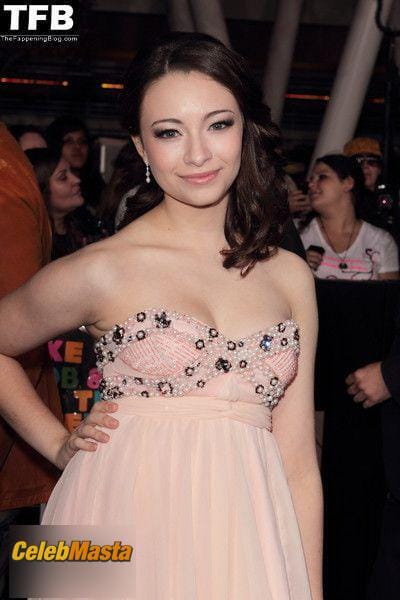 Jodelle Ferland Pics: Photos Collection photo 2