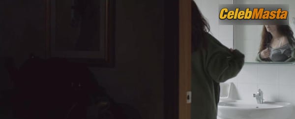 Catherine Keener Photo Gallery from War Story photo 4