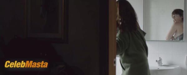 Catherine Keener Photo Gallery from War Story photo 5