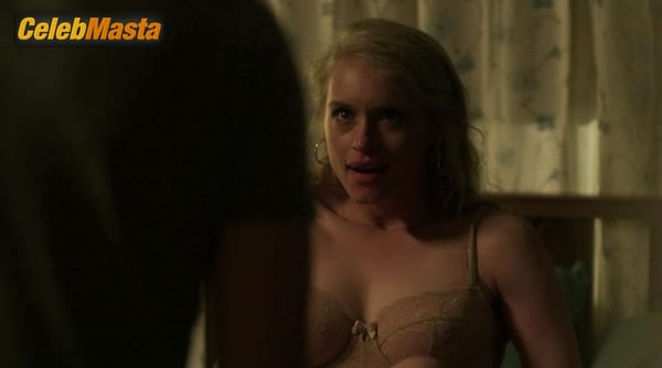 Photo Gallery: Leven Rambin in The Path photo 1