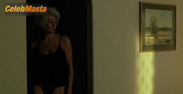 Anjelica Huston Scene Photos Gallery from The Grifters photo 2