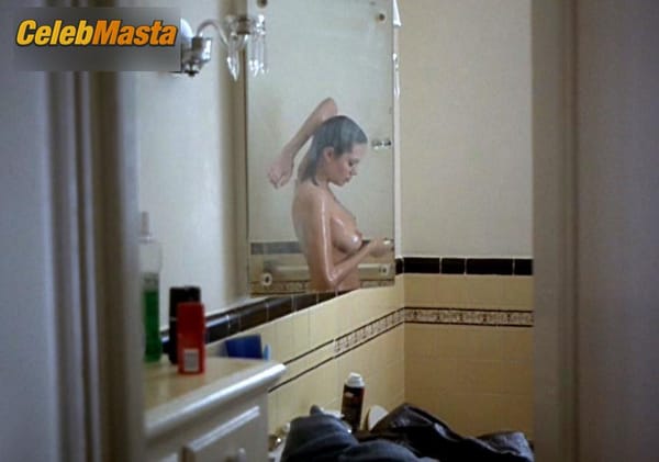Angelina Jolie Scene Photos Gallery from Mojave Moon photo 10