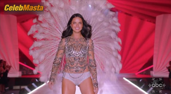 Adriana Lima Photo Collection from Victoria’s Secret The Tour ’23 photo 12