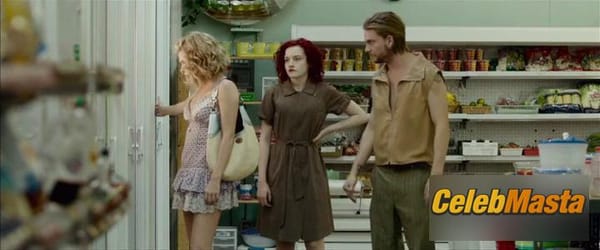 Photo Gallery: Anna Friel in Tomato Red photo 11