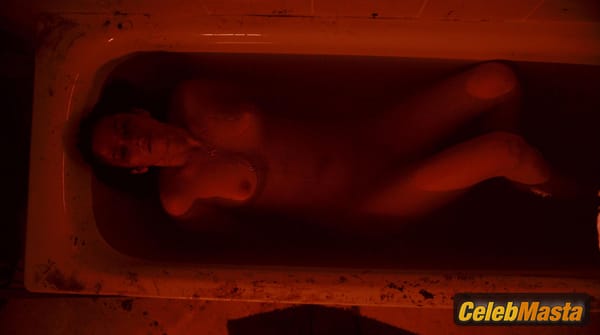 Photo Gallery: Anna Friel in Marcella photo 16