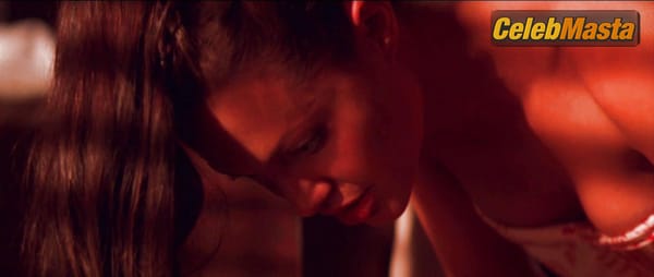 Angelina Jolie Photo Gallery from Lara Croft Tomb Raider The Cradle Of Life photo 4