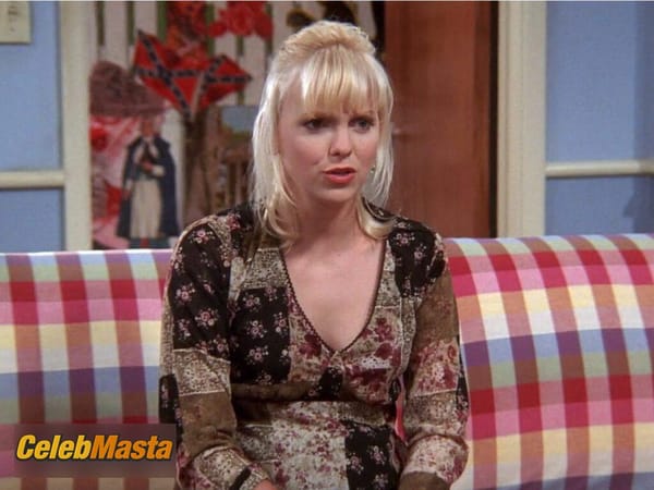Anna Faris Scene Photos Gallery from Friends photo 1