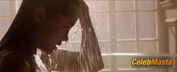 Angelina Jolie Photo Set from Lara Croft Tomb Raider photo 4
