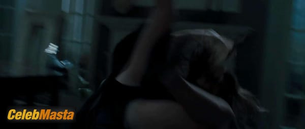 Angelina Jolie Scene Photos Gallery from Mr. & Mrs. Smith photo 1