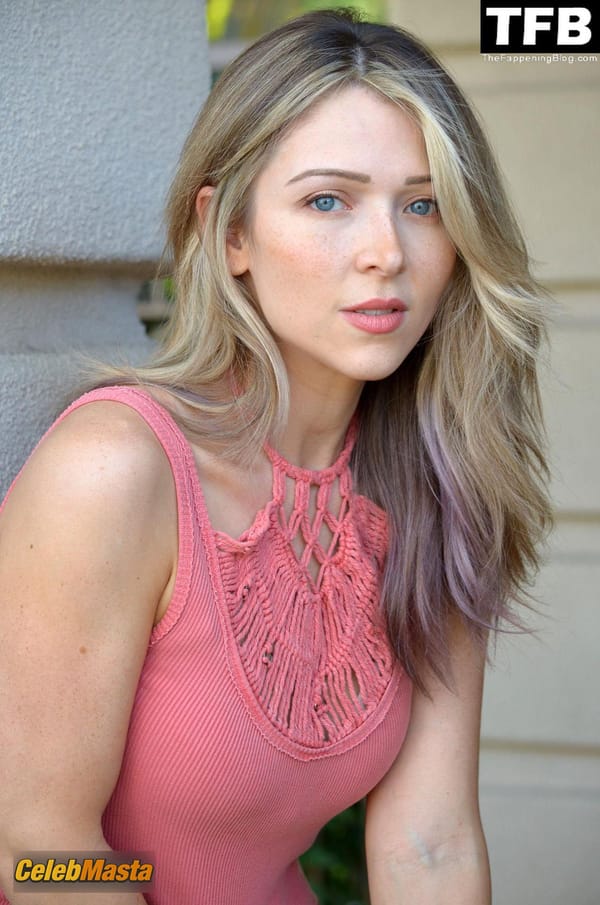 Ashley Peldon Gallery: Hot Photos Collection photo 5