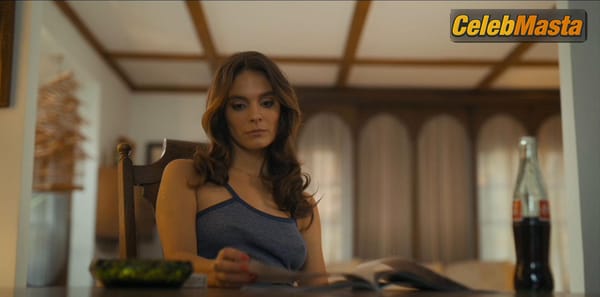Caitlin Stasey Photos from Bridge And Tunnel photo 8