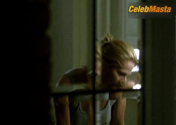 Photo Gallery: Ellen Barkin in Animal Kingdom photo 20