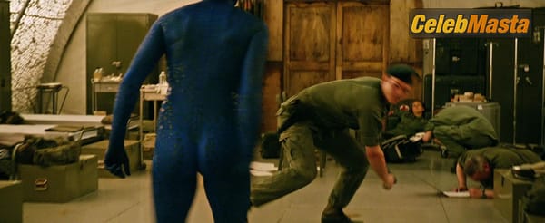 Jennifer Lawrence Topless Photo Set from X-men Days Of Future Past photo 2